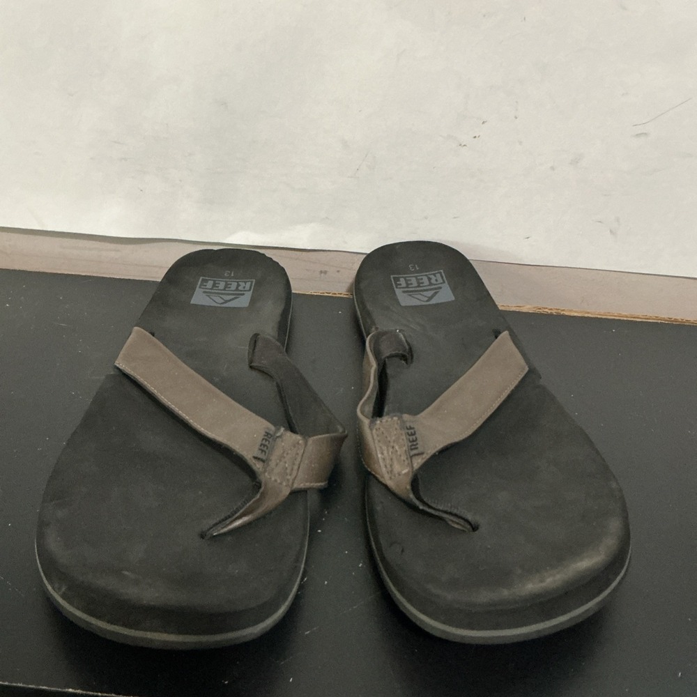 Reef TWINPIN Men's Flip Flops Sandals US 13 Dark Brown Tan Synthetic Gently Used